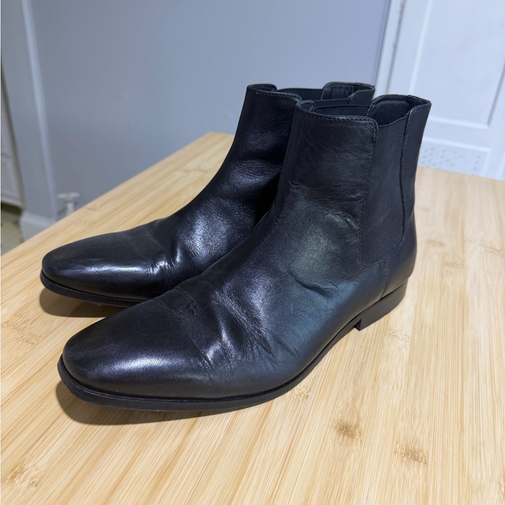 Express Men's Black Leather Chelsea Ankle Boots